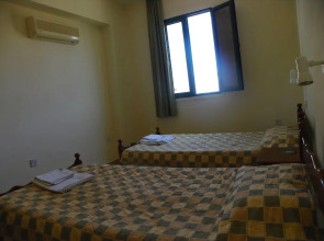 Sea 'n Lake View Hotel Apartments