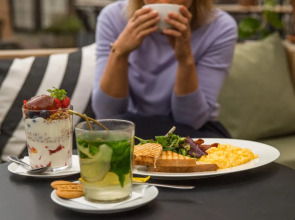 The Hoxton, Lloyd Amsterdam