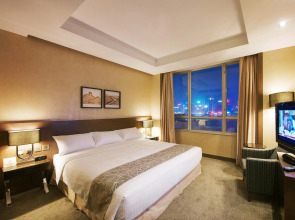 The Salisbury - YMCA of Hong Kong