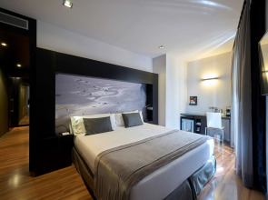 Catalonia Catedral Hotel