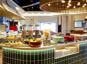 Oriental Hotel Universal City