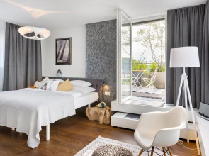 Mosaic House Design Hotel