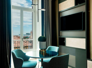 Amadomus Luxury suites