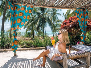 Shanuo Beach Bungalows