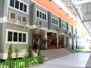 Panmanee Hotel