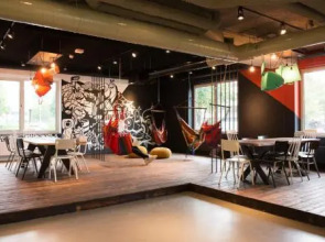 Via Amsterdam - Hostel