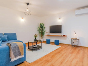 Peaceful Nest In City Center