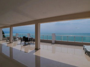 Пляжный клуб «Кобулети»