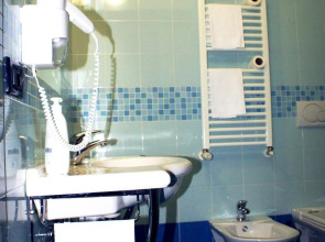 Eco Art Hotel Statuto