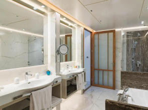 Columbia Beach Resort