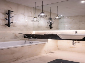 Seabed Grand Hotel Phuket