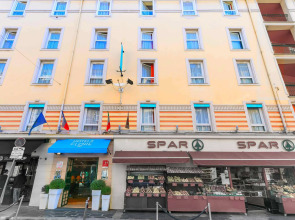 The Deck Hotel by HappyCulture