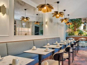 Posy Hotel by Happyculture