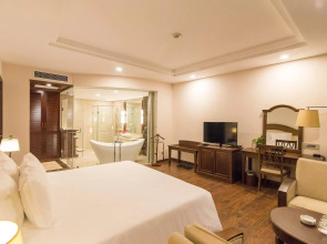 Sai Gon Ha Long Hotel