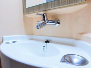 Hotel Premiere Classe Marne La Vallee - Saint Thibault Des Vignes