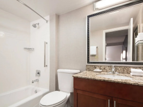 Residence Inn Las Vegas Convention Center by Marriott