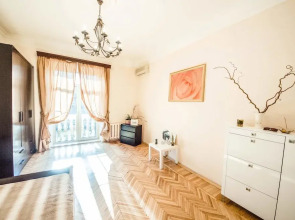 Апартаменты «Funny Dolphins Проспект Мира»