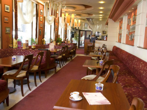 Yantra Grand Hotel -Sharlopov Hotels