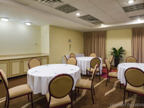 Hilton Garden Inn Queens/JFK Airport