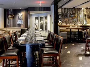 Отель Hilton Boston Park Plaza