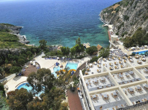 Ladonia Hotels Adakule	