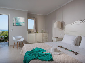 Notos Heights Hotel & Suites