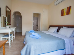Antonis G. Hotel Apartments