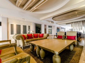 Отель Virgen de los Reyes