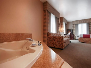 Spark by Hilton Rahway