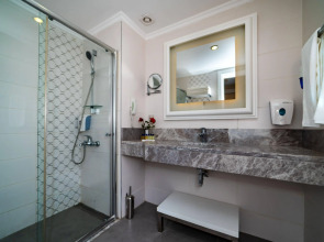 Seamelia Beach Resort Hotel & Spa