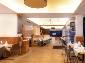 Bayer 89 Vi Vadi Hotel