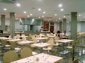 Playaolid Suites & Apartments