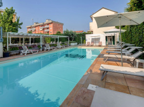 Jet Hotel, Sure Hotel Collection by Best Western