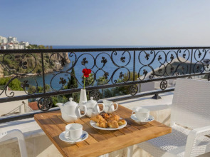 Wise Hotel & SPA - Adult Only