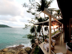 Mom Tri's Villa Royale