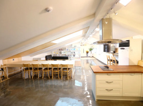 WITH U Hotel & Guesthouse