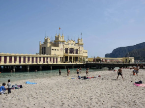 Palermo Mare Holidays