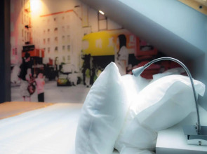 Hotel Sixteen Paris Montrouge