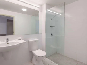 Travelodge Hotel Hobart Airport