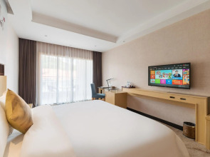 Paco Business Hotel Luo Gang Wan Da Branch