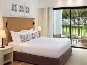 Pine Cliffs Ocean Suites, a Luxury Collection Resort & Spa