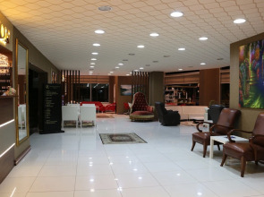 Business Grand Hotel