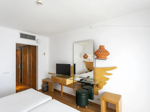 Отель Ponta Delgada