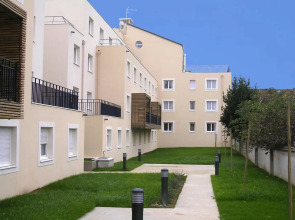 Séjours & Affaires Paris Bagneux