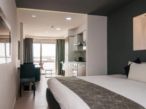 Pebbles Boutique Aparthotel