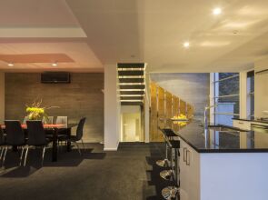 15 Melbourne by Staysouth