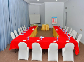 Отель Aracan Pyramids Hotel