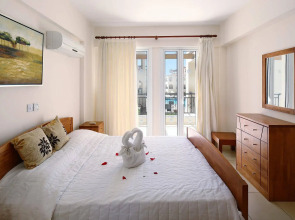 St Nicolas Elegant Residence