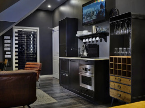 Vintage Apartment Hotel