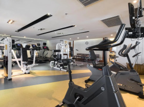 Отель Centre Point Silom